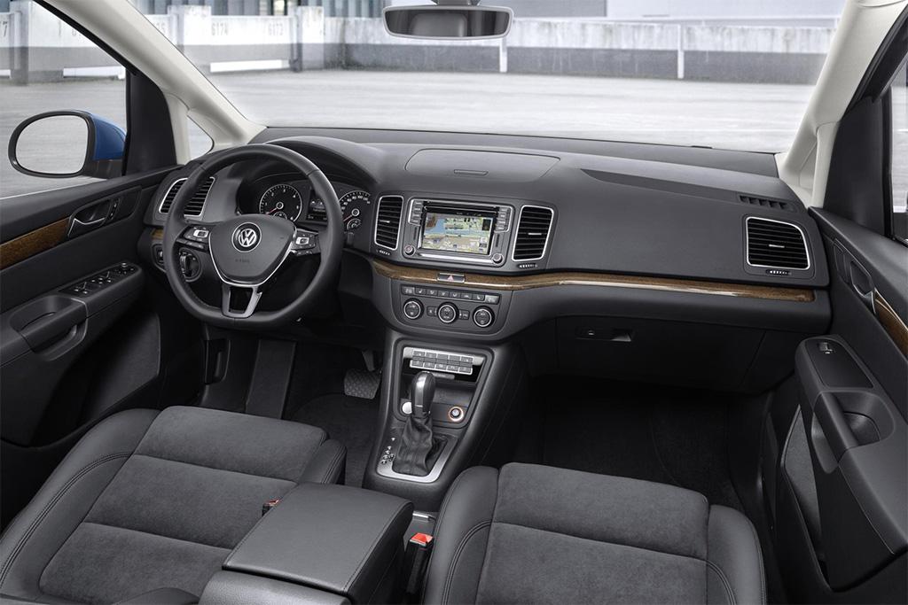 VW Sharan Cockpit
