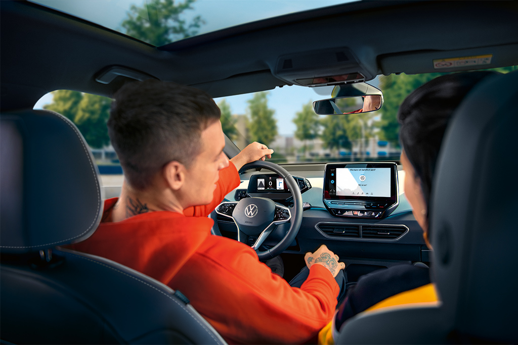 Infotainment system Discover Pro incl. streaming and internet